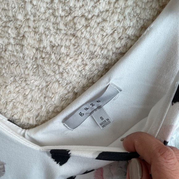 gaze Bodysuit Womens Size S White Floral Tank Top - Picture 2 of 6